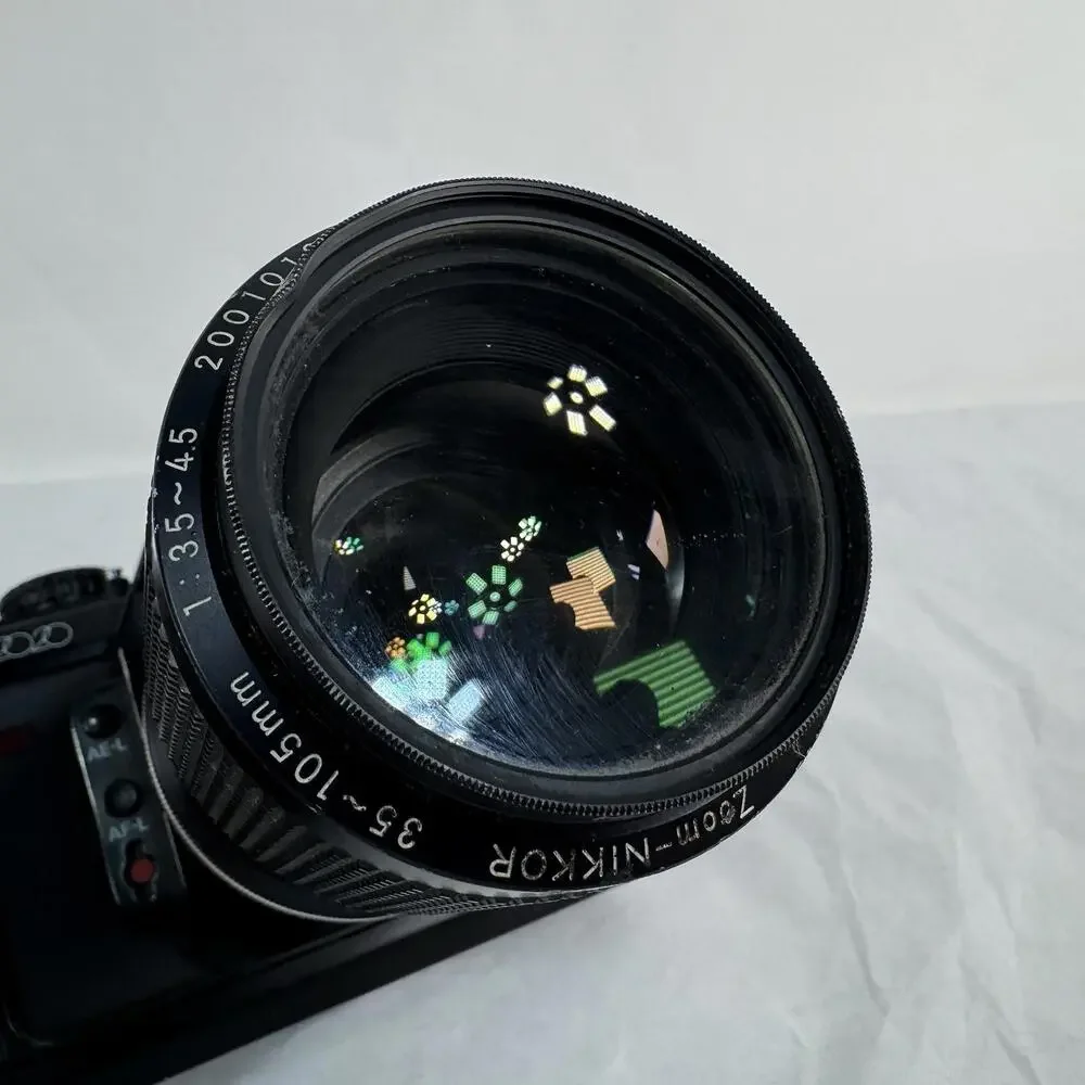 Nikon N2020 AF 35mm Camera w/35-105mm Lens B2